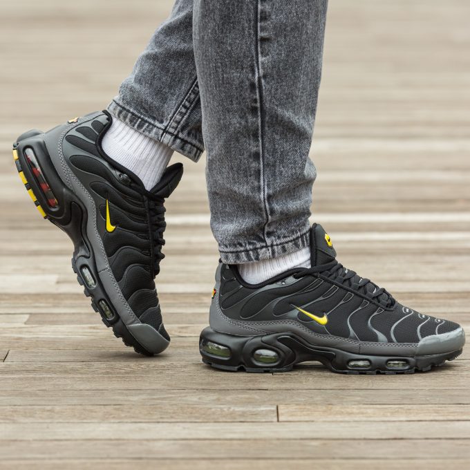 Nike Air Max Tn Black Yellow