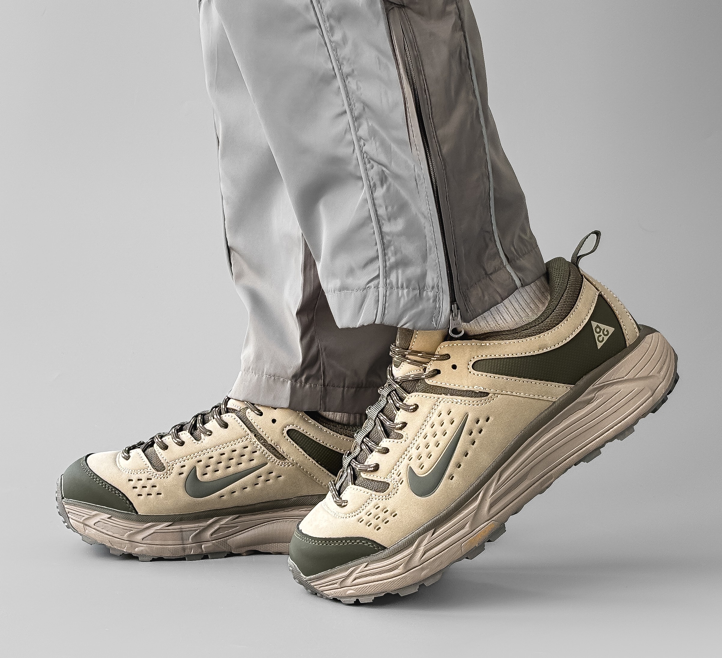 Nike ACG Running Beige Termo - Зображення 2