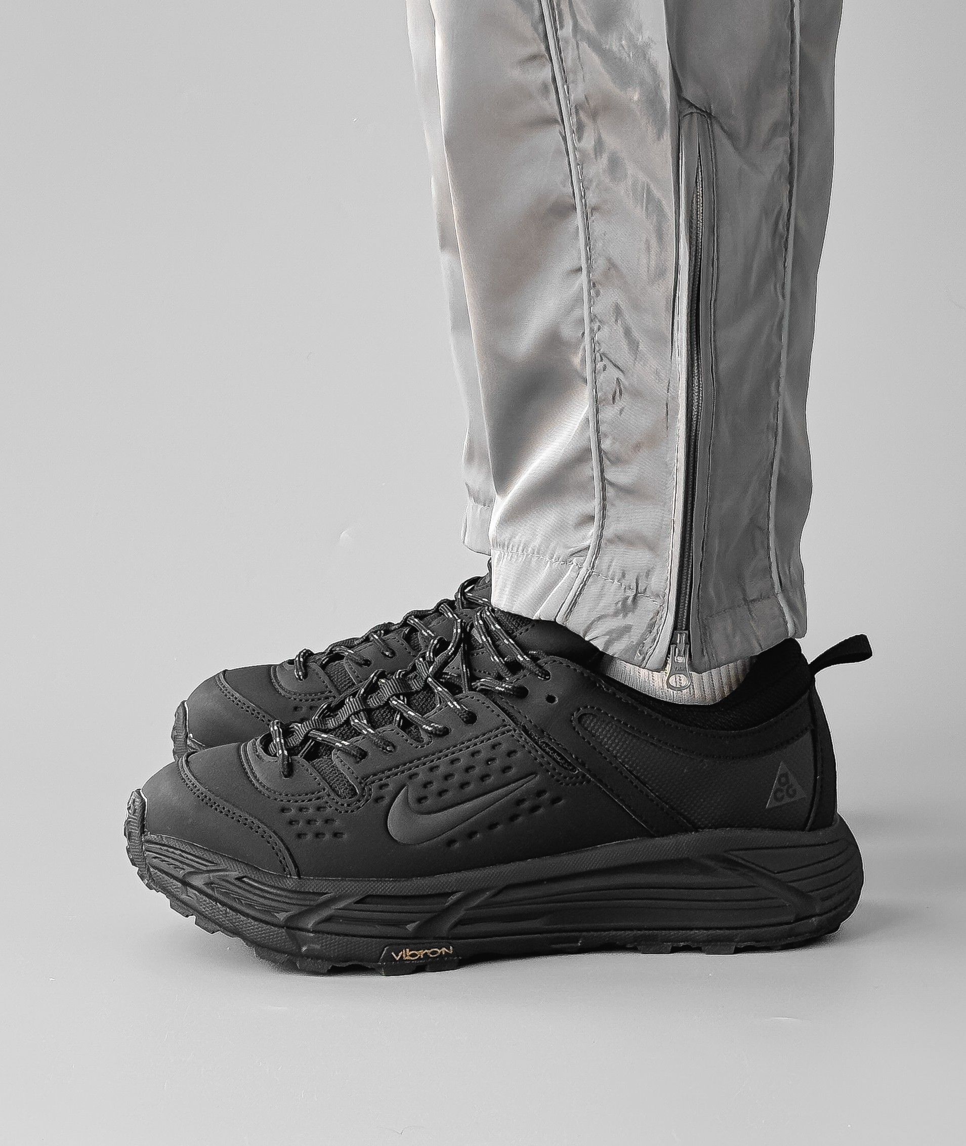 Nike ACG Running Black Termo