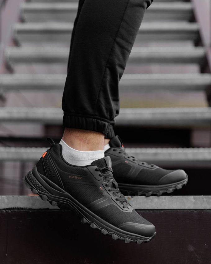 Reebok Gore-Tex Black