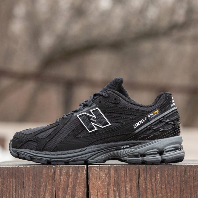 New Balance 1906R