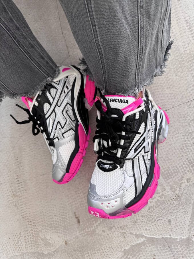 Balenciaga  Runner Trainer Black/Pink / Silver premium