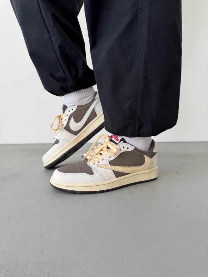 Nike Air Jordan 1 Low x Travis Scott Beige/Gray - Зображення 2