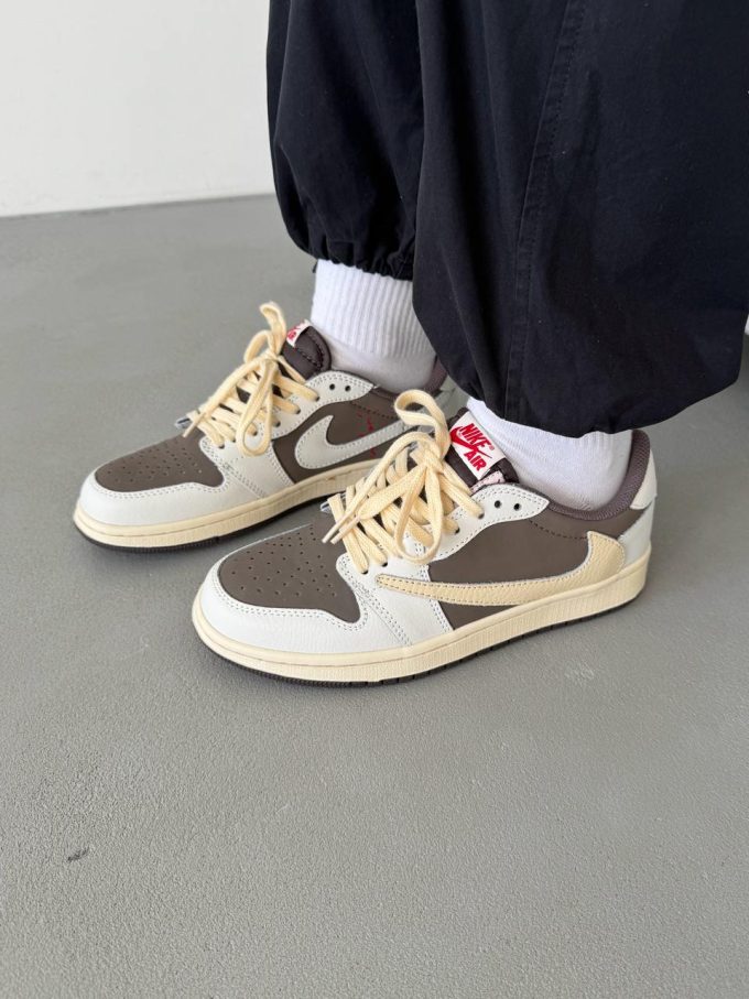 Nike Air Jordan 1 Low x Travis Scott Beige/Gray - Зображення 3