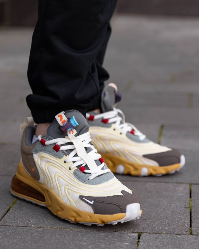 Nike Air Max 270 React ENG х Travis Scott - Зображення 3