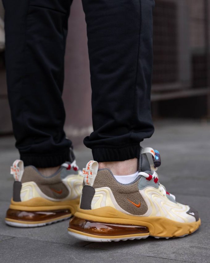 Nike Air Max 270 React ENG х Travis Scott - Зображення 4