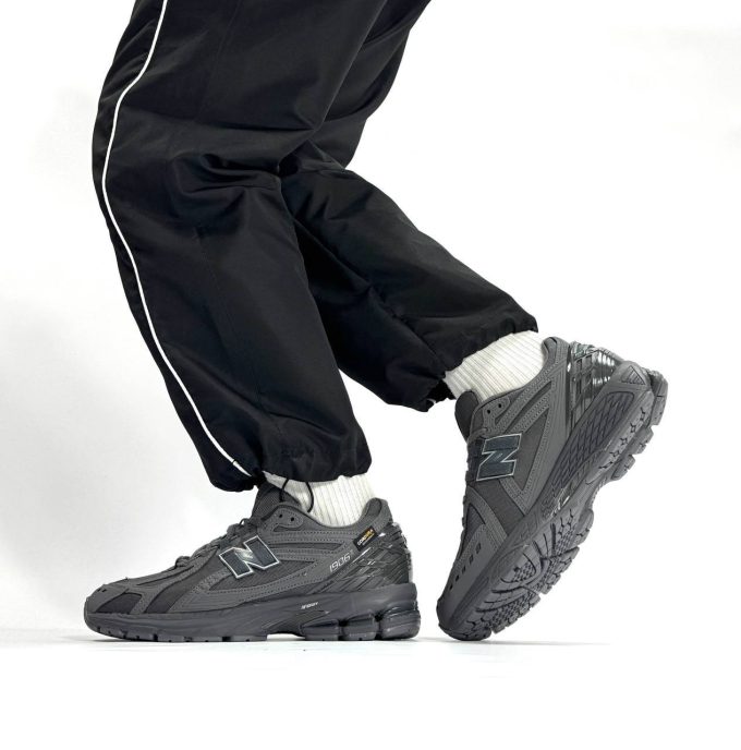 New Balance 1906R Grey Cordura