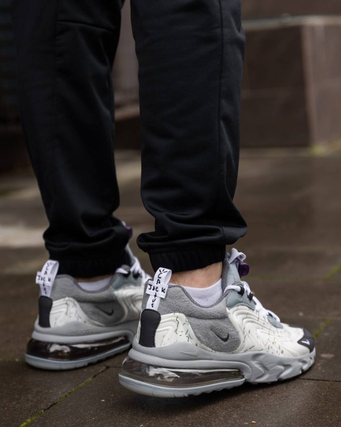 Nike Air Max 270 React х Travis Scott - Зображення 4
