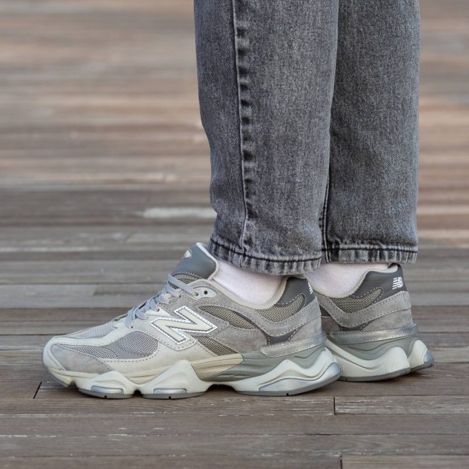 New Balance 9060 Grey