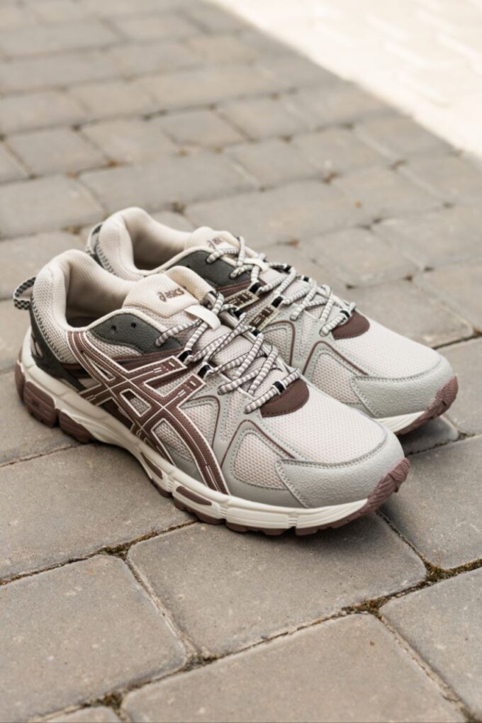 Asics Gel Kahana 8 Beige Brown
