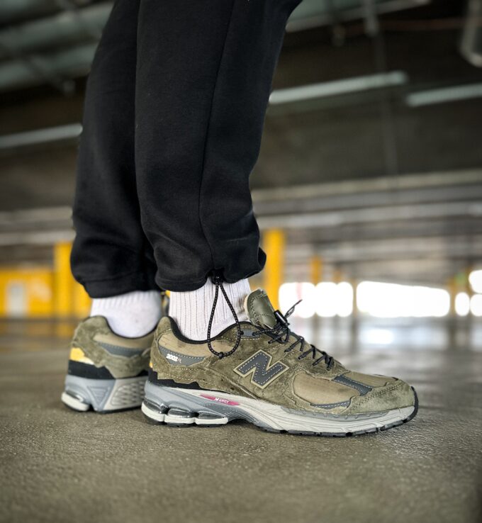 New Balance 2002R Protection Pack - Dark Moss