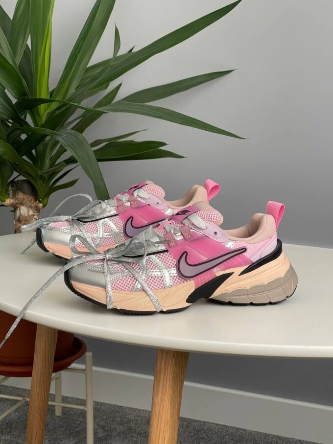Nike V2K Runtekk Beige Pink Silver - Зображення 2