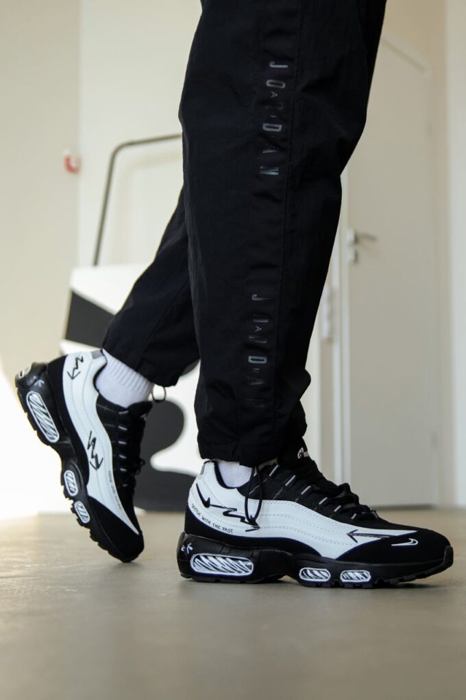 Nike Air Max 95 Sketch With The Past