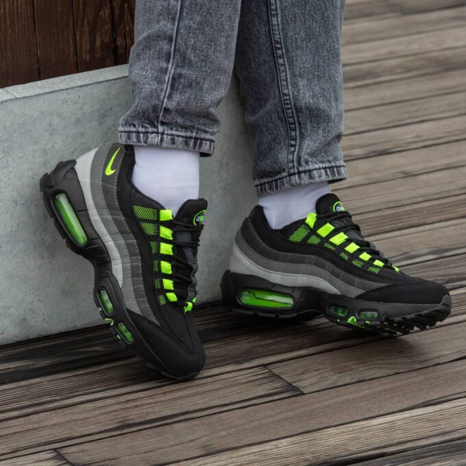 Nike Air Max 95 Black Grey Green - Зображення 2