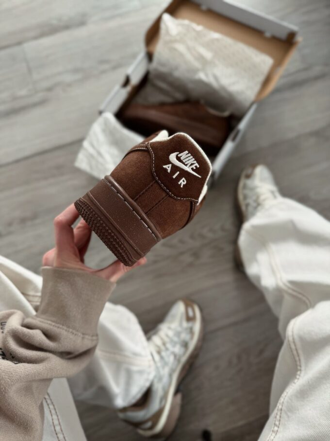 Nike Air Force 1 07 Shoes Brown - Зображення 5