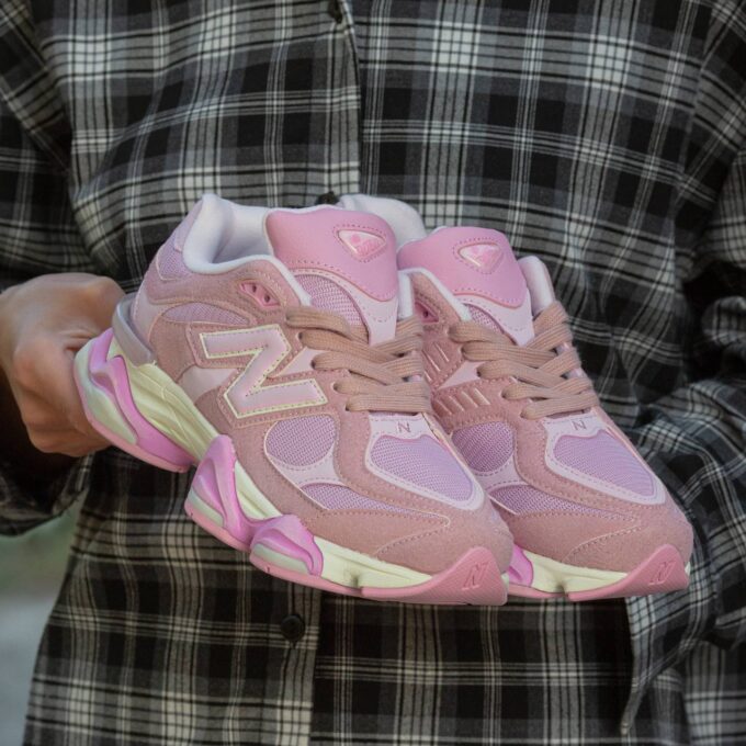 New Balance 9060 Pink Suede - Зображення 4