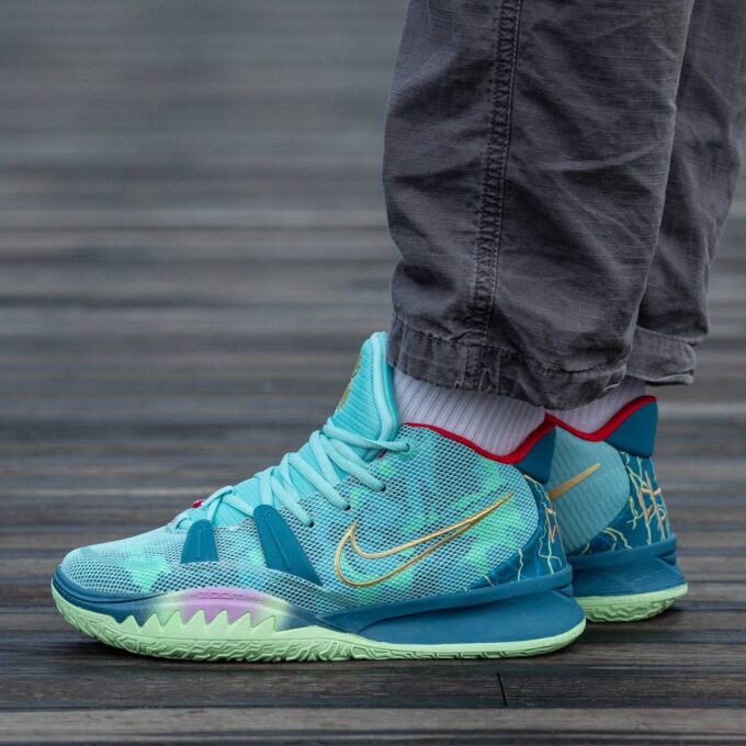 Nike Kyrie 7 Green
