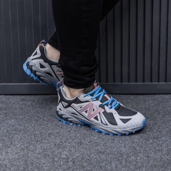 New Balance 610