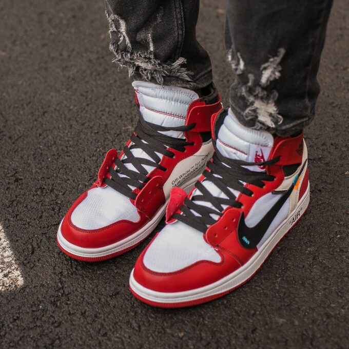 Air Jordan Retro 1 x Off White - Зображення 2