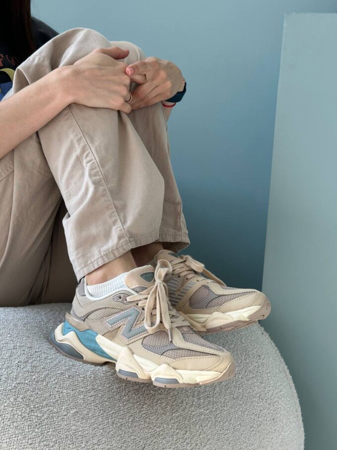 New Balance 9060 Beige