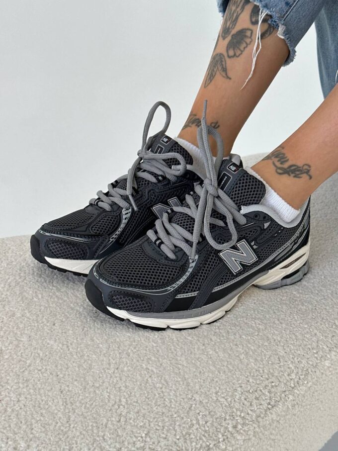 New Balance 740v2 Grey