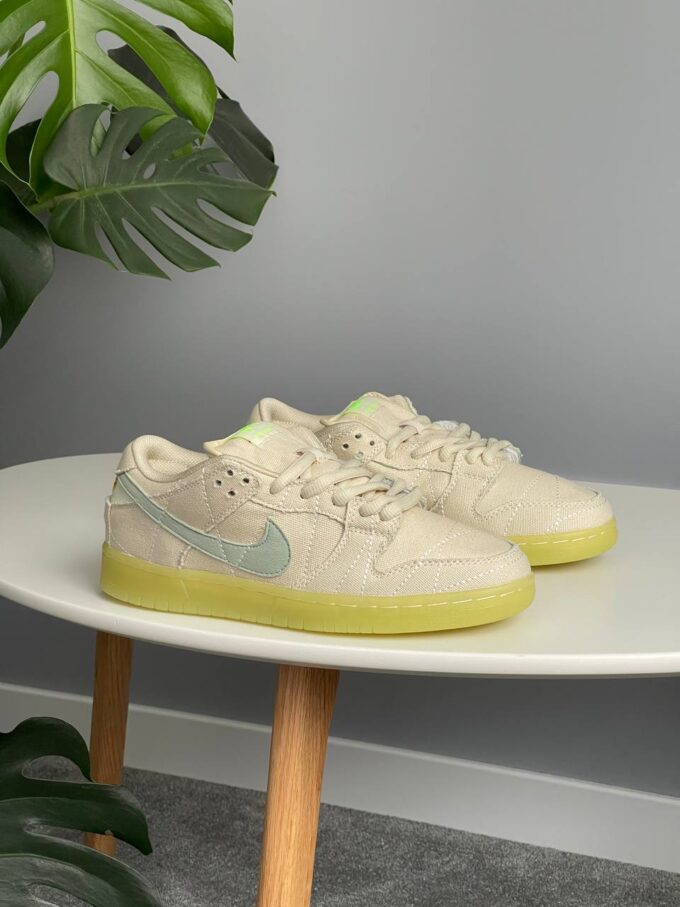 Nike SB Dunk Low Mummy