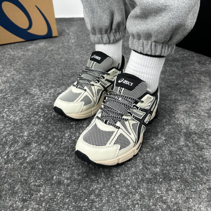 Asics Gel-Kahana 8 Beige Black - Зображення 2