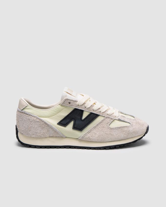 New Balance 471 Sea Salt Black