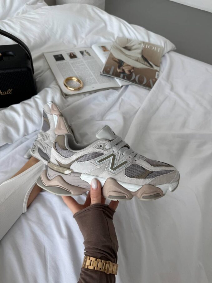 New Balance 9060