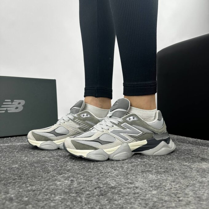 New Balance 9060 Silver Beige