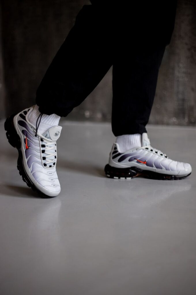 Nike Air Max Plus TN Grey/Black/Red - Зображення 4