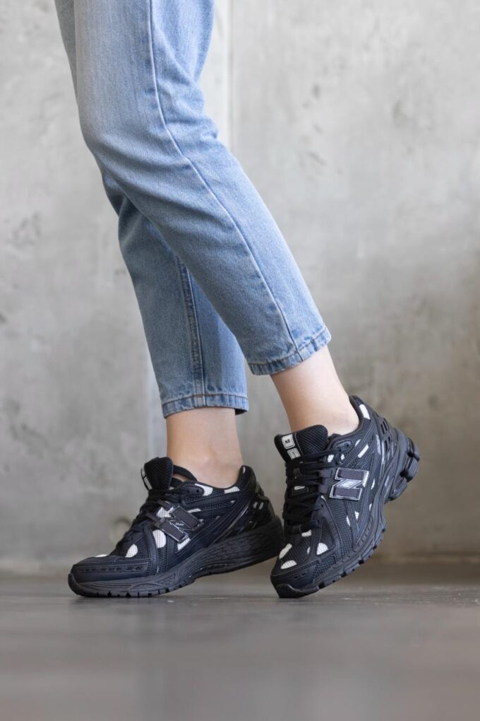 New Balance 1906 Black White