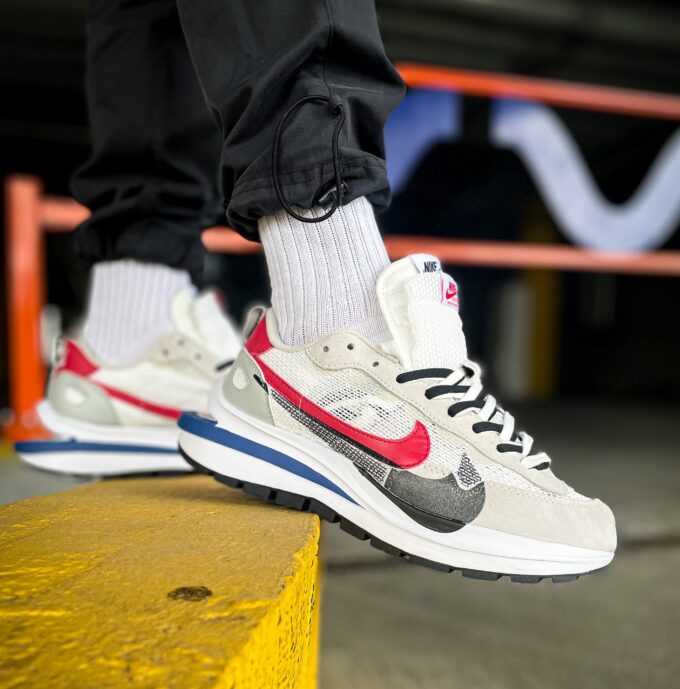 Nike Sacai Vaporwaffle Sport Fuchsia Game Royal - Зображення 3