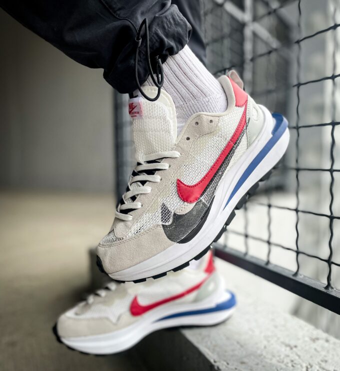 Nike Sacai Vaporwaffle Sport Fuchsia Game Royal - Зображення 4