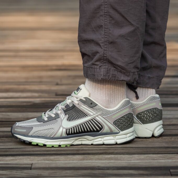 Nike Zoom Vomero 5 Climacool Grey Salt