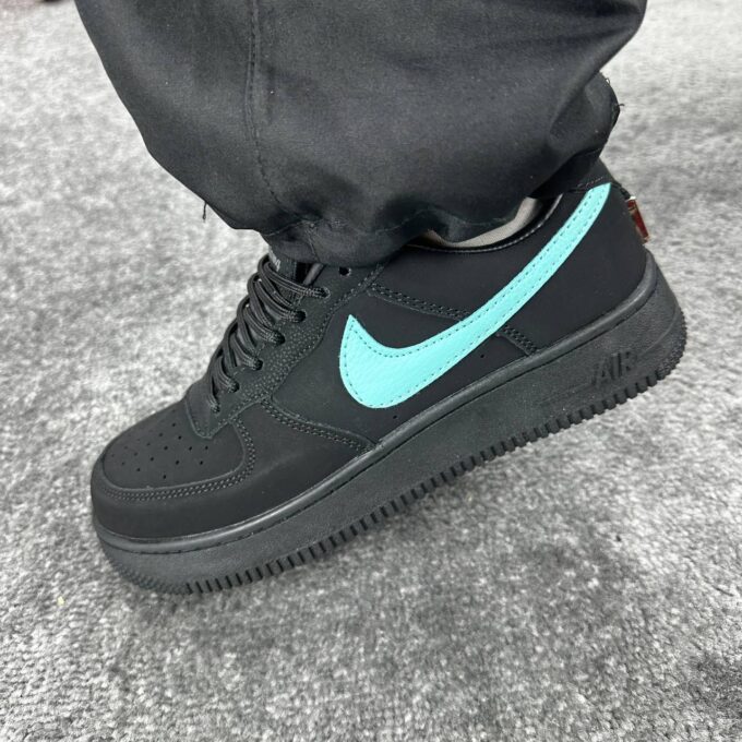 Nike Air Force 1 x Tiffany