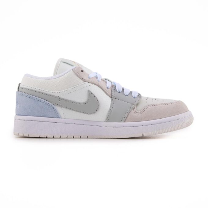 Nike Air Jordan Retro 1 Low Paris