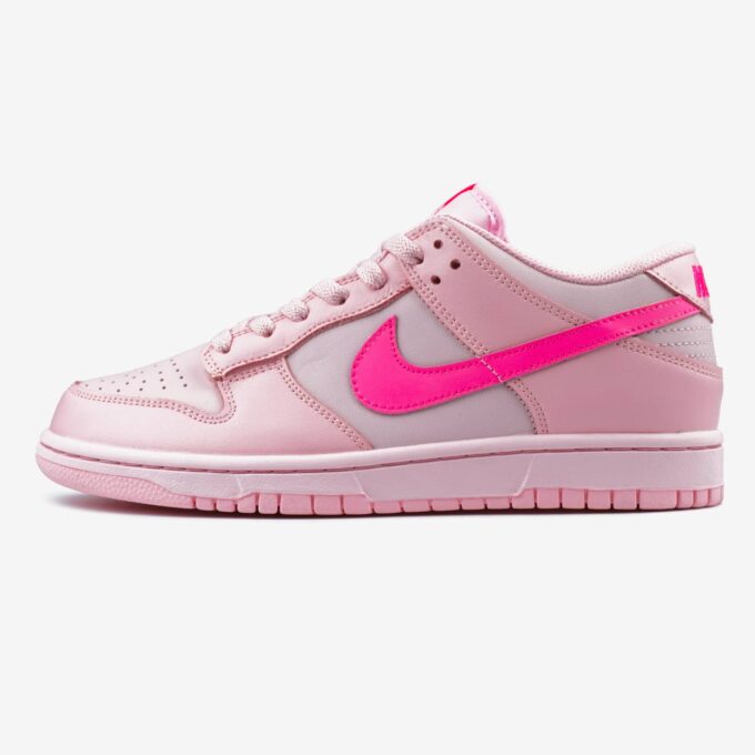 Nike Dunk Low GS Triple Pink