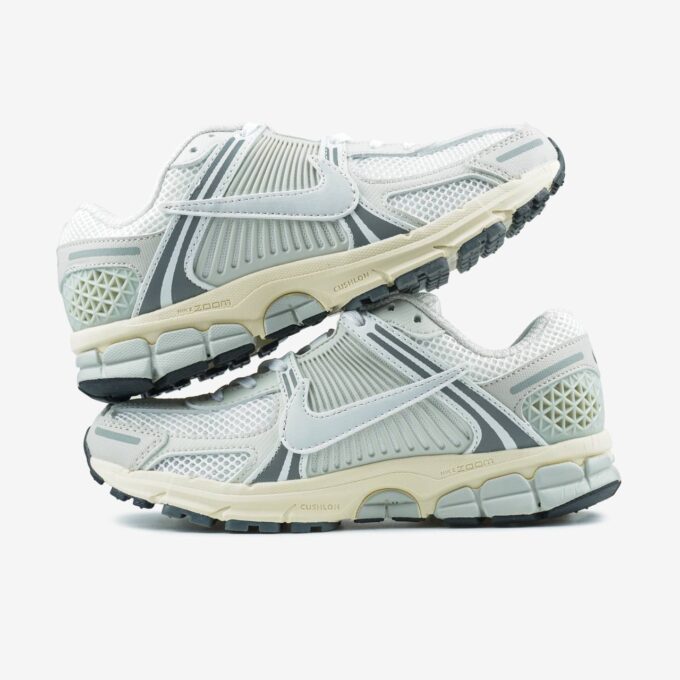 Nike Air Zoom Vomero 5 Platinum Tint - Зображення 4