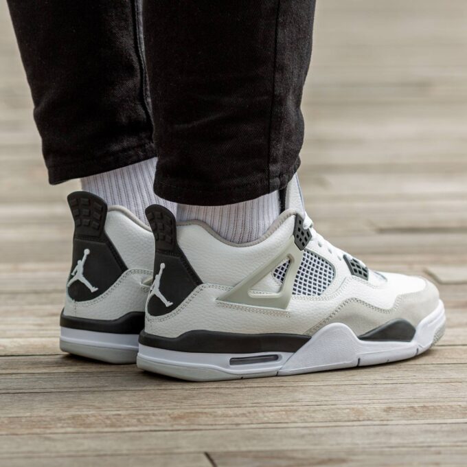 Air Jordan Retro 4 Military Black - Зображення 6