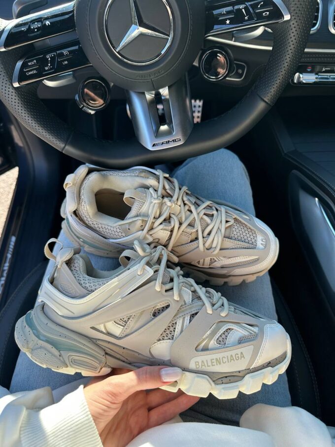 Balenciaga Track Recycled Sole in Beige