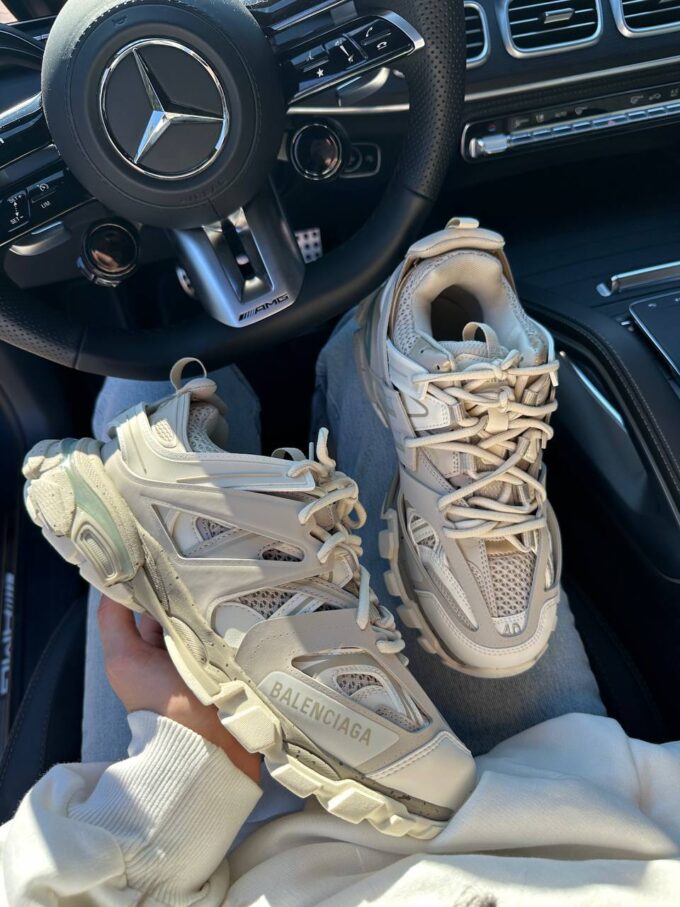 Balenciaga Track Recycled Sole in Beige - Зображення 2