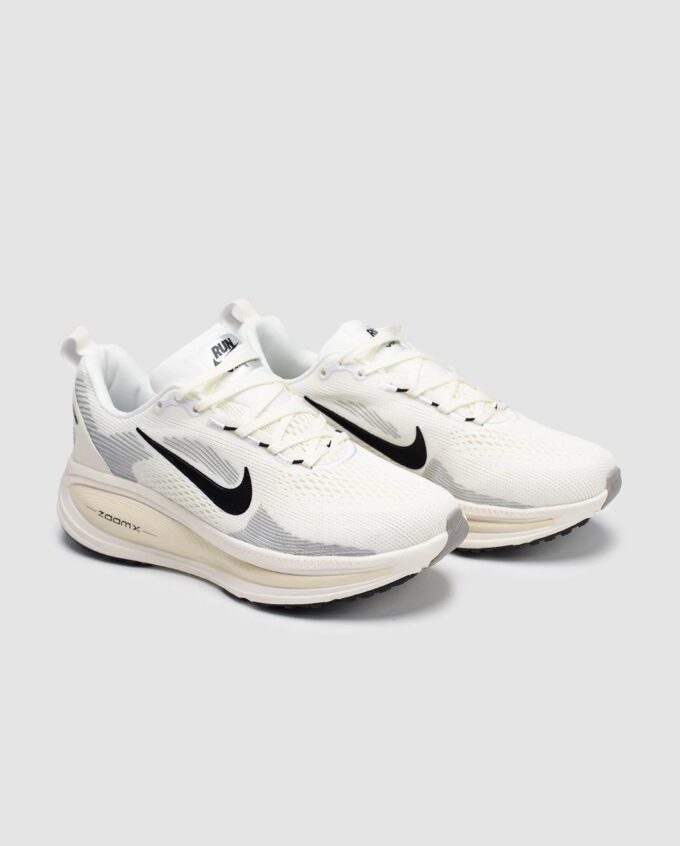Nike Zoom Vomero 18 Summit White/Black/Coconut Milk - Зображення 4