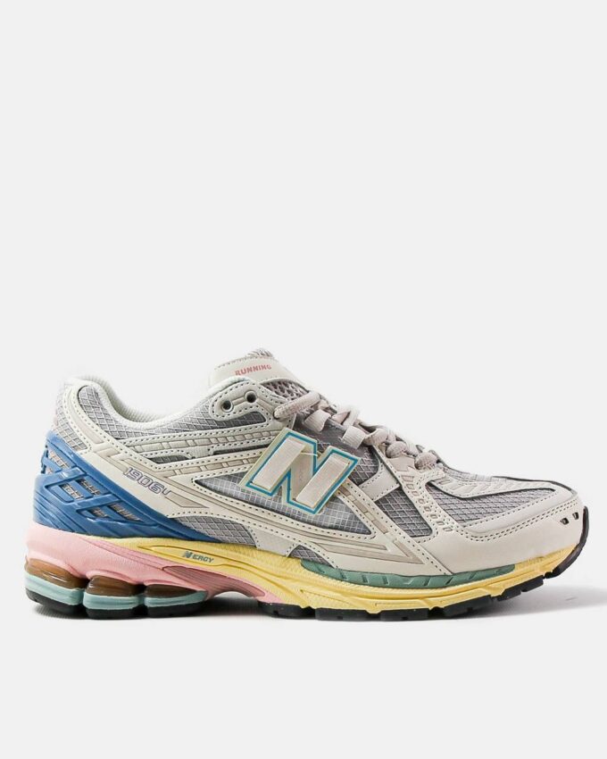 New Balance 1900U Angora Blue Pink