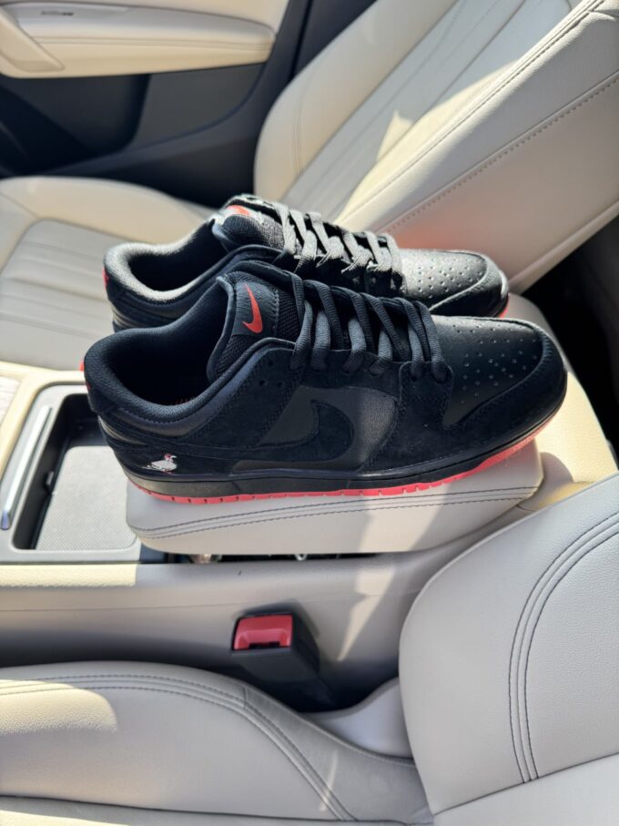 Nike SB Dunk Low Pigeon Black Red - Зображення 5