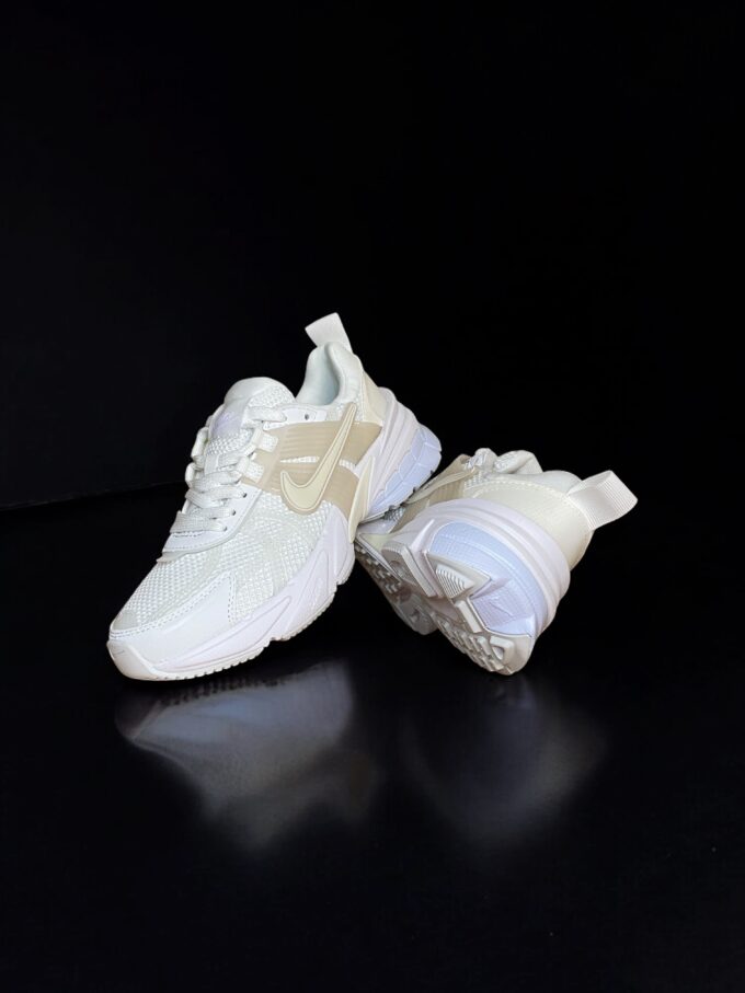 Nike V2K Run White/Summit White - Зображення 6