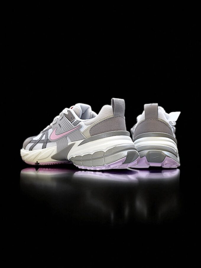 Nike V2K Run Sail Pink Foam Vast Grey - Зображення 5