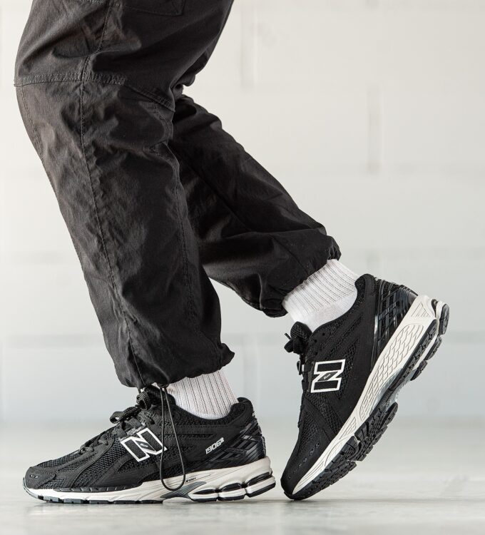 New Balance 1906R