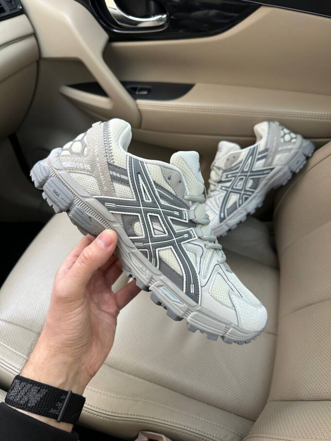 Asics GEL Kahana 8 Light Grey
