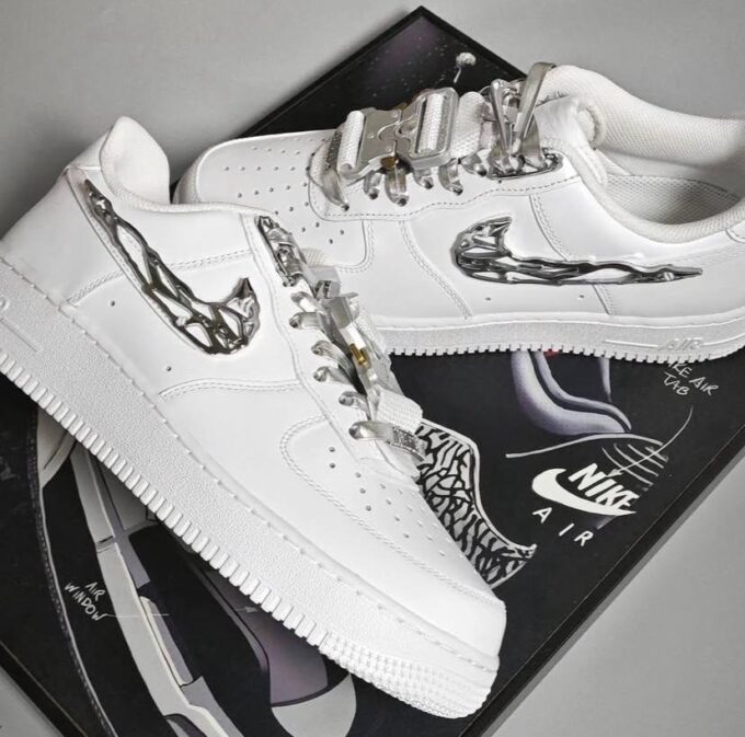 Nike Air Force 1 Low Molten Metal Silver - Зображення 4